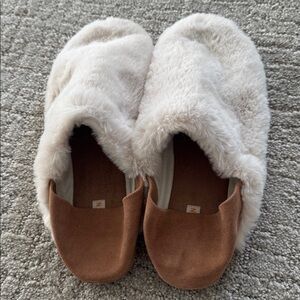 New Cole Haan Slippers